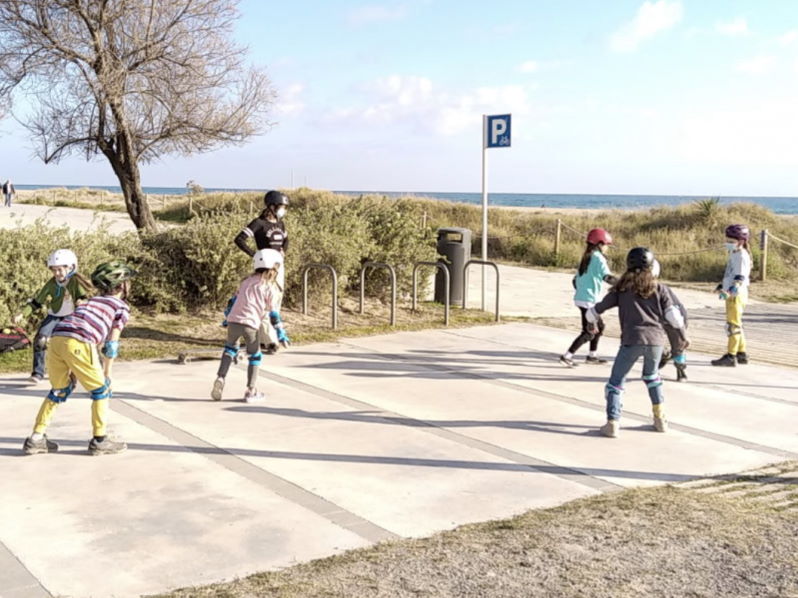 Skateboarding (ages 6-12)